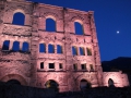 Teatr rzymski w Aoście latem