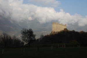 Średniowieczny zamek Ussel w Chatillon