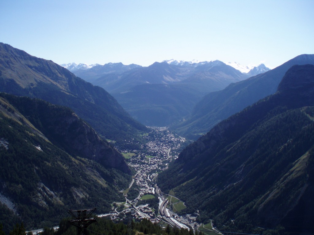 Dolina Aosty, widok z kolejki na Mont Blanc