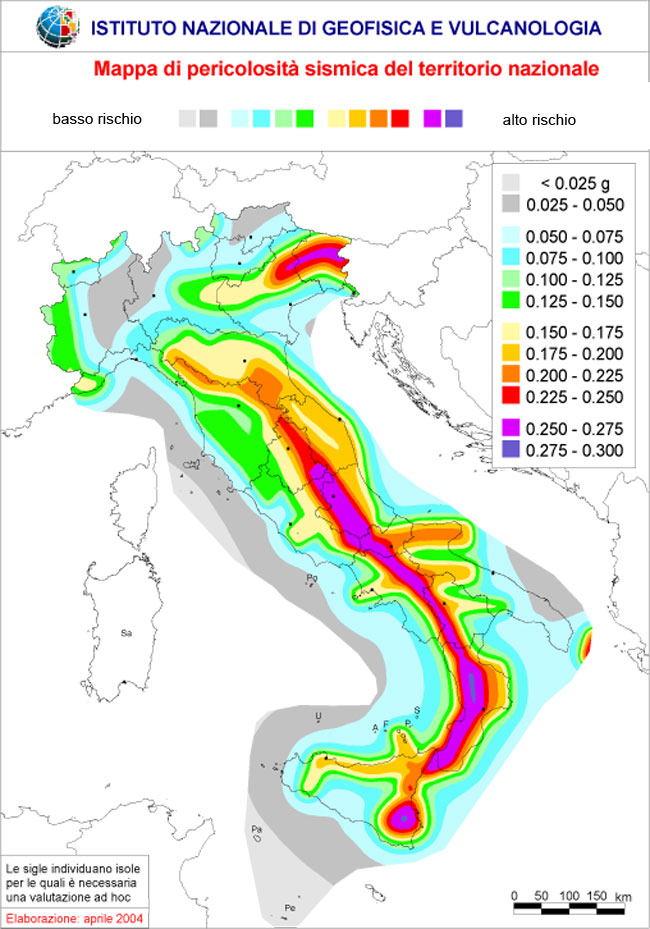 mapa z poziomami ryzyka trzęsienia ziemi we Włoszech.